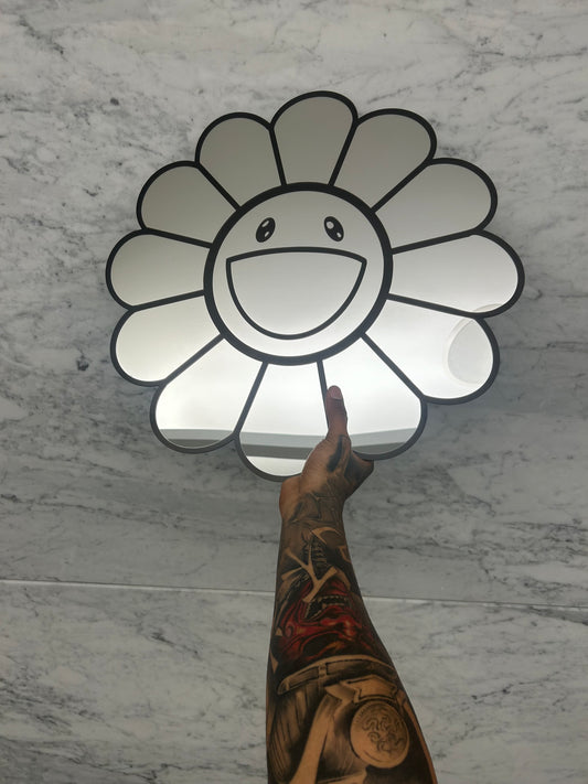 Murakami Mirror
